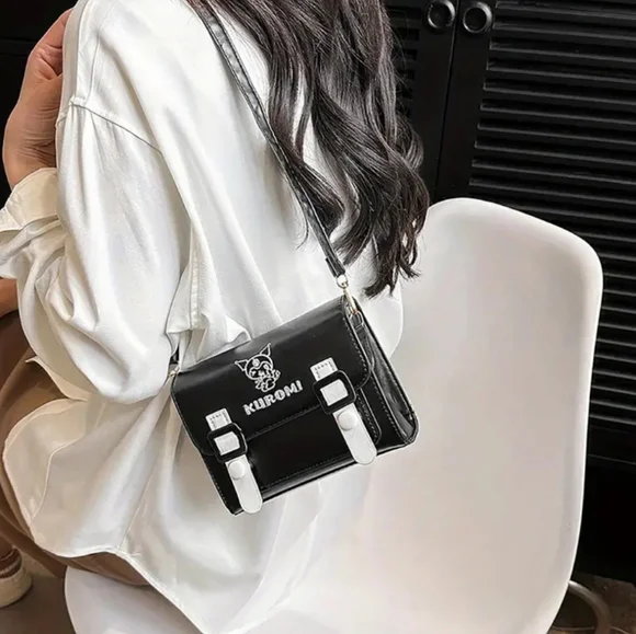 Kids Small Hello Kitty Bag Purse - Picture 3 of 4